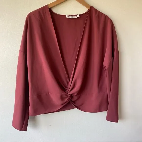 Amanda uprichard red/maroon long sleeve blouse large - Picture 2 of 6
